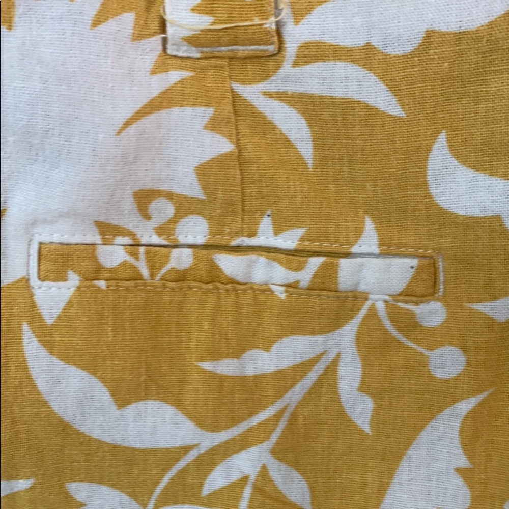 Rachel Zoe High Waist Yellow and White Floral Shorts - Picture 6 of 9